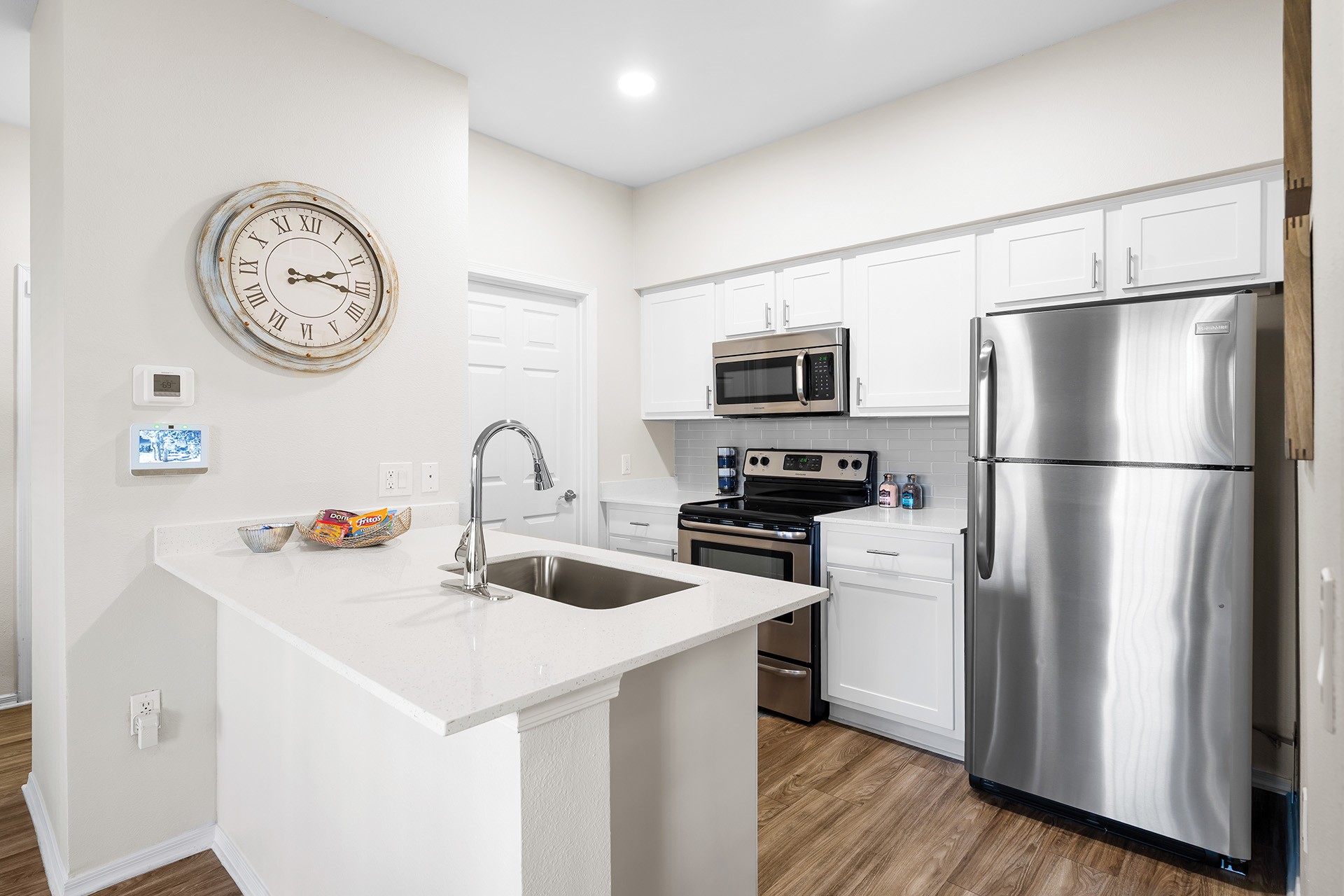 Sonterra Apartments At Paradise Valley photo 2